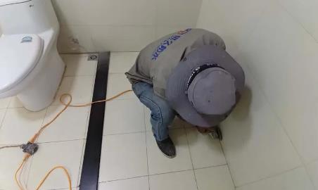 邻水卫生间补漏